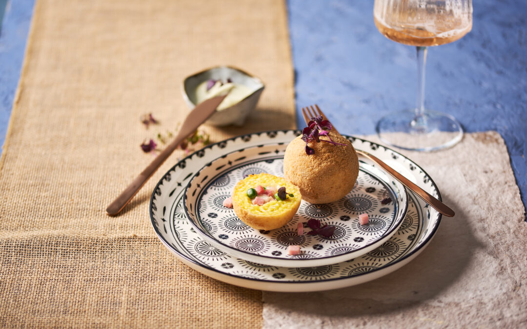 🧀 Arancino allo zafferano con prosciutto cotto Premium, piselli e formaggio filante